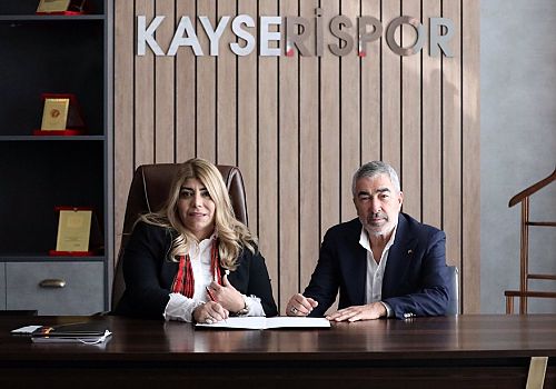 Kayserispor Teknik direktör Samet Aybaba ile sözleşme imzaladı
